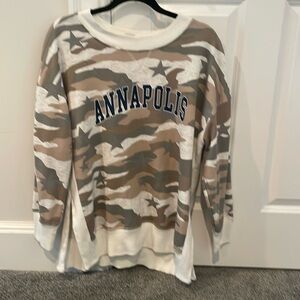 Bloom + Pop grey camo pull over sweatshirt size medium Annapolis split sides